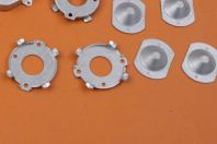 五金彈片的種類、特點以及功能